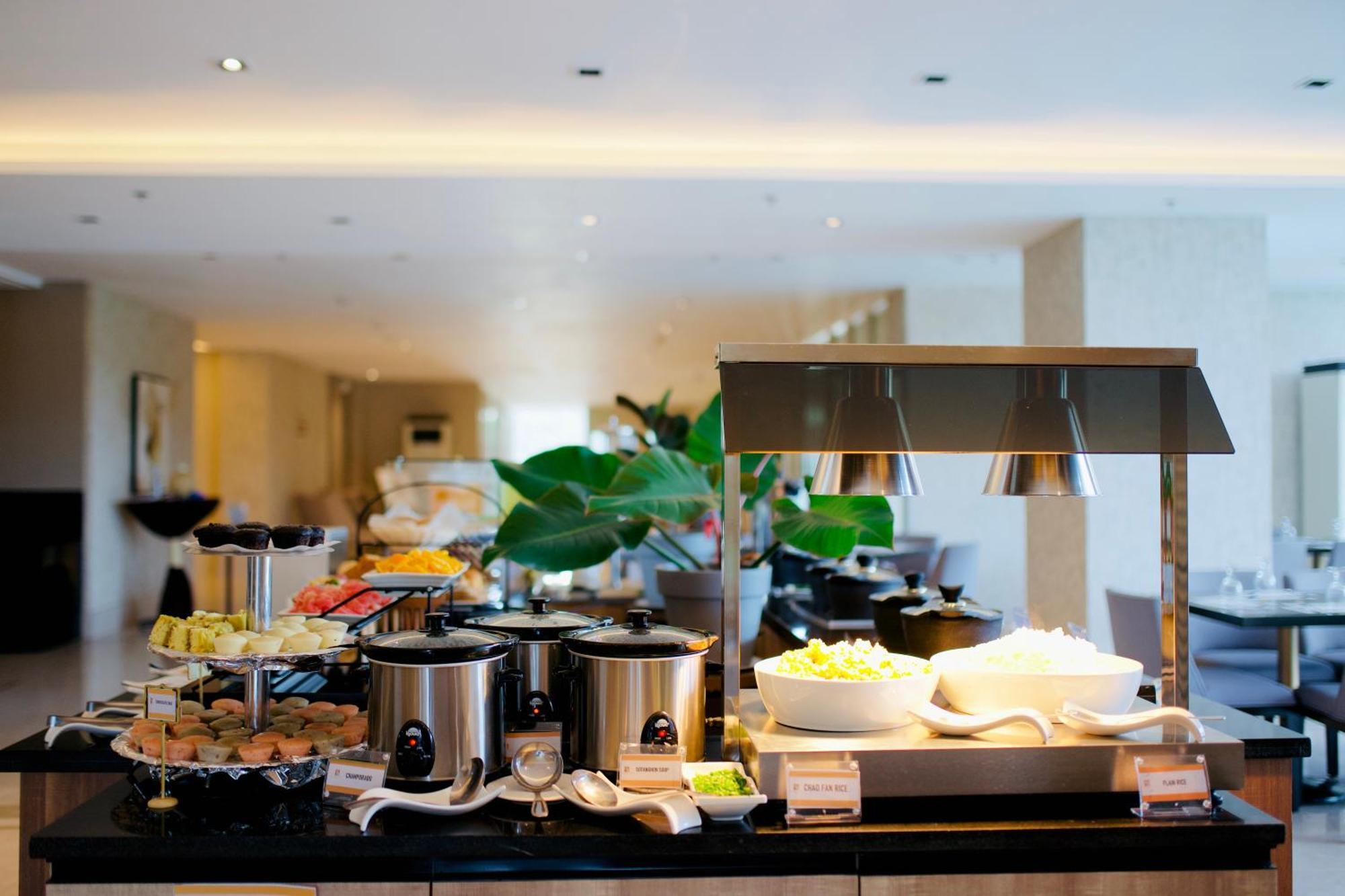 Sotogrande Davao Hotel Екстер'єр фото